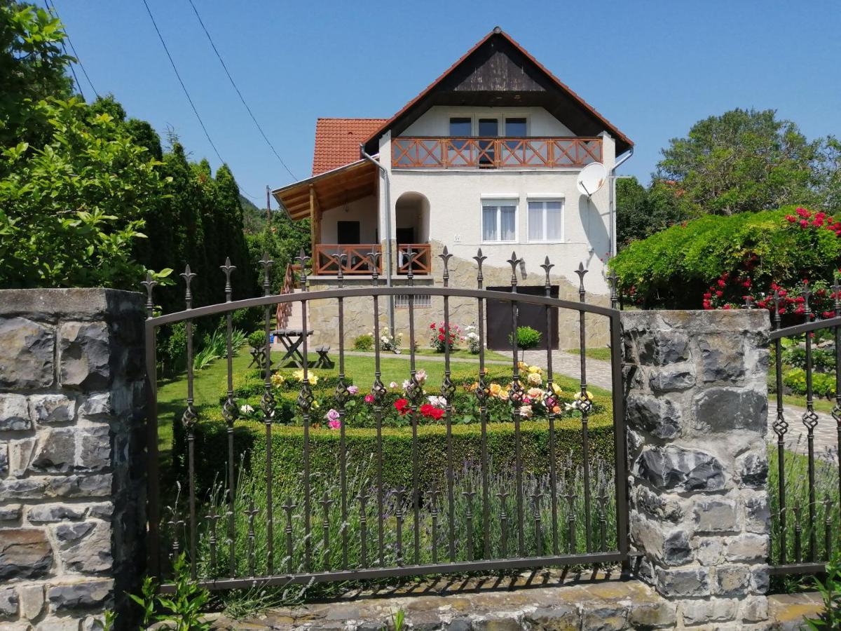 Apartmán Kaman Nyaralo Badacsonytomaj Exteriér fotografie