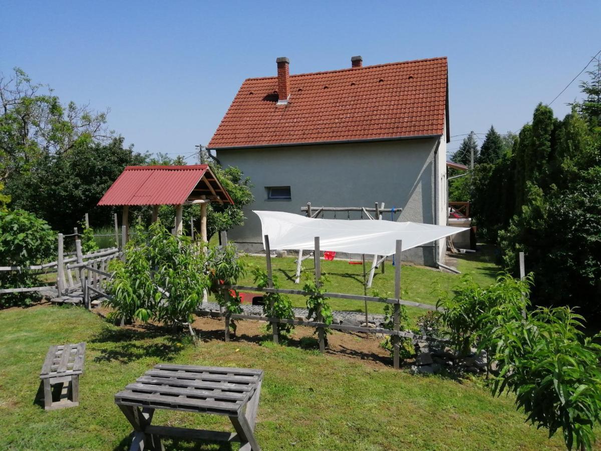 Apartmán Kaman Nyaralo Badacsonytomaj Exteriér fotografie